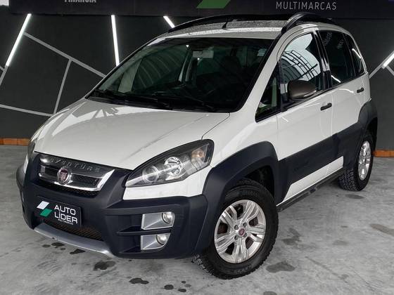FIAT IDEA 1.8 MPI ADVENTURE 16V FLEX 4P MANUAL FIAT IDEA 1.8 MPI ADVENTURE 16V FLEX 4P MANUAL